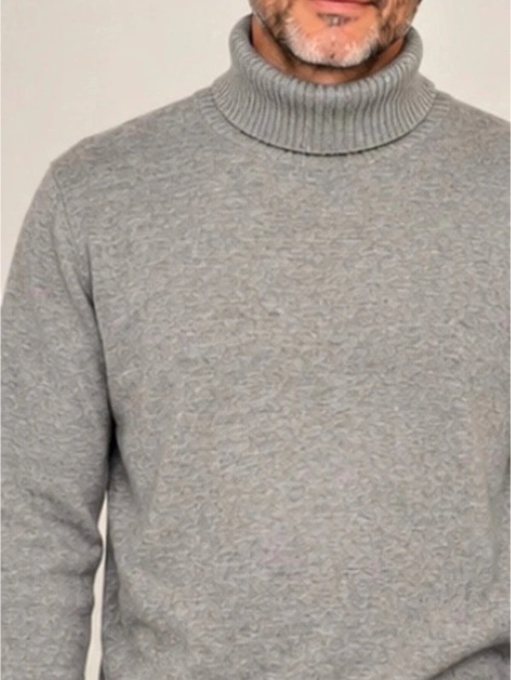 24” ptp //PRODUCT turtleneck sweater // Gray